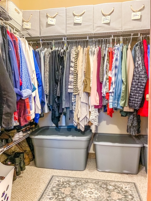 Organizing a Closet on a Budget