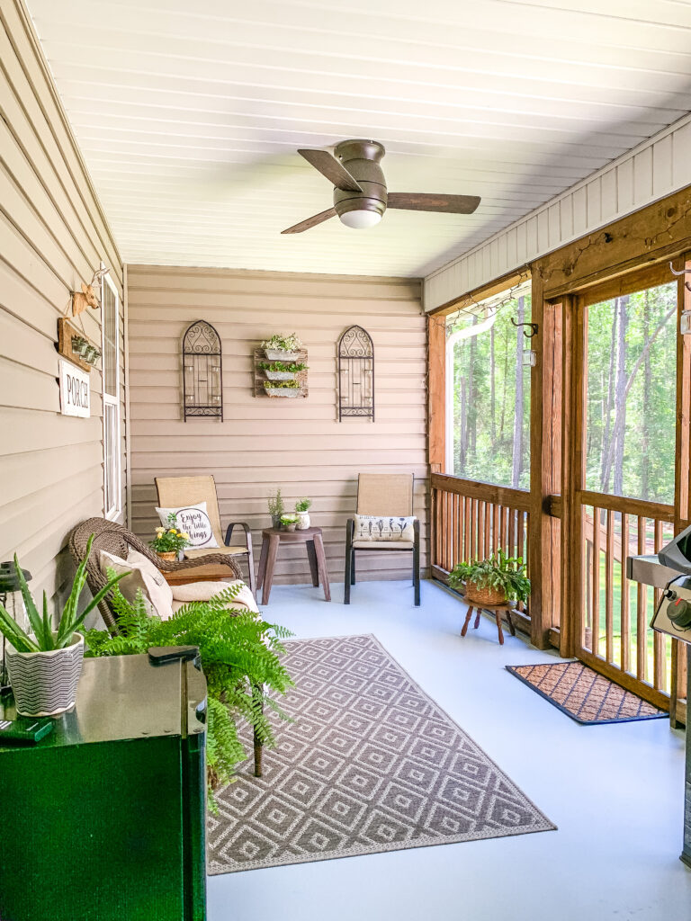 Screen Porch for outdoor entertaining