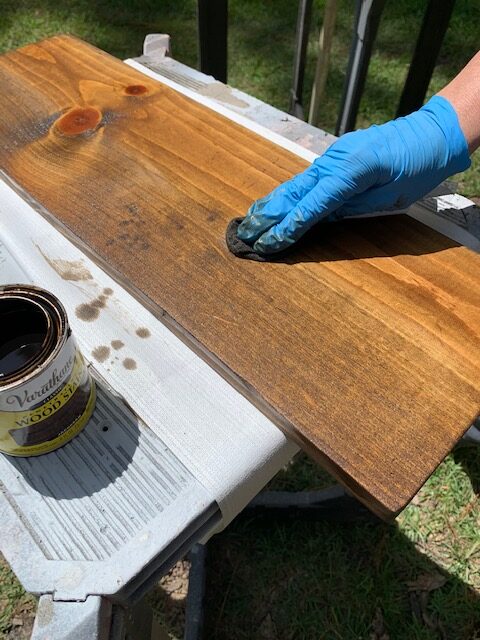 Making a DIY wooden bathtub tray