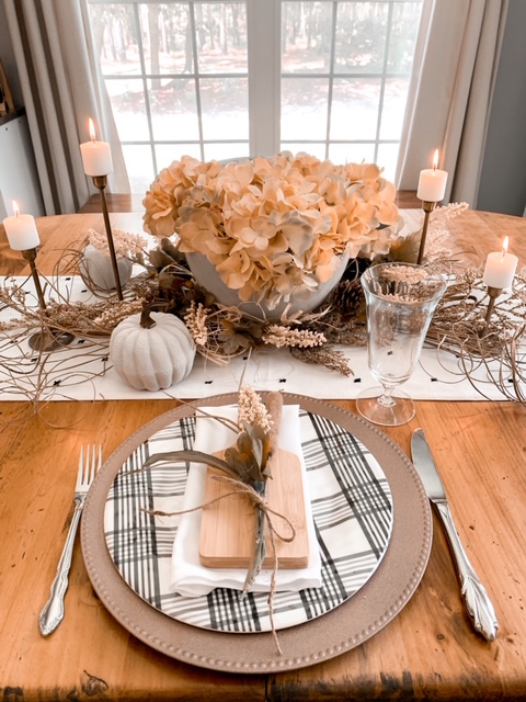 Neutral Fall Tablescape