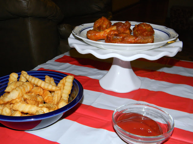 chicken wings election night food represent right/left wings