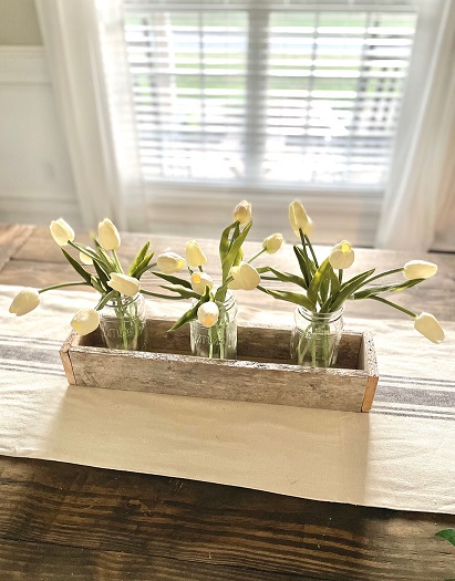 spring table vignette