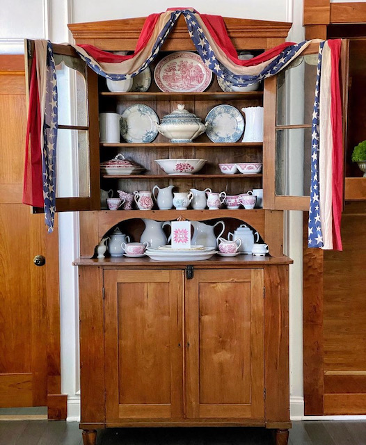 how to style a hutch for patriotic holidays
