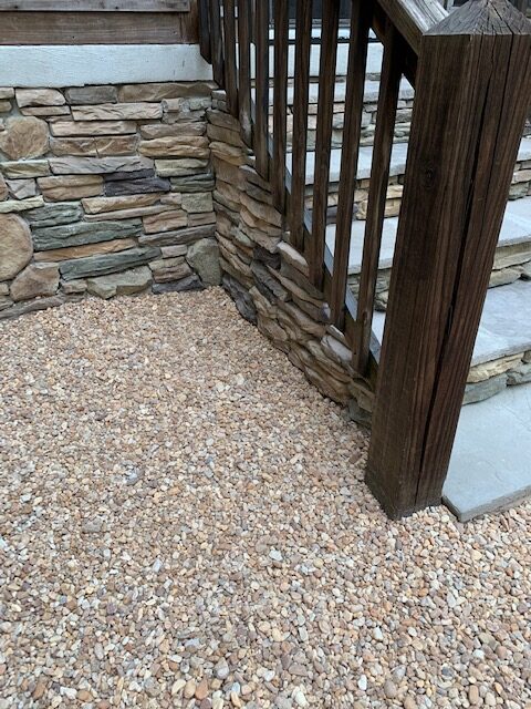 using pea gravel on a patio