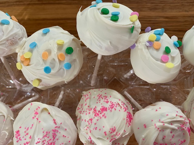 spring time cake pops