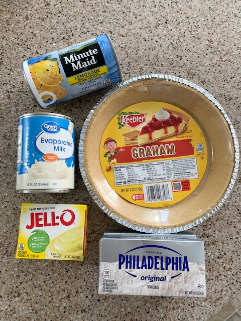 5 ingredients used to make cream cheese lemonade pie