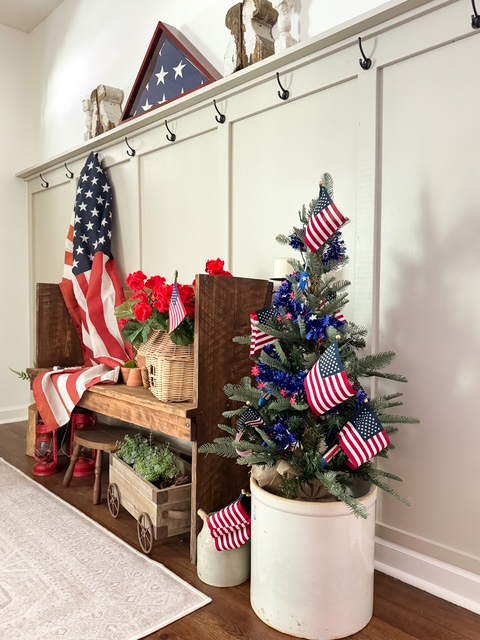 Christmas in July: Decorating a Mini Christmas Tree with Vintage Charm